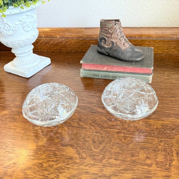 2 Vintage Crystal trinket boxes/ashtrays/candy box/nut dish - Picture 5 of 13